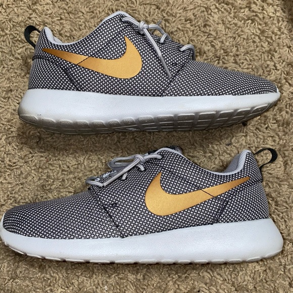roshe white